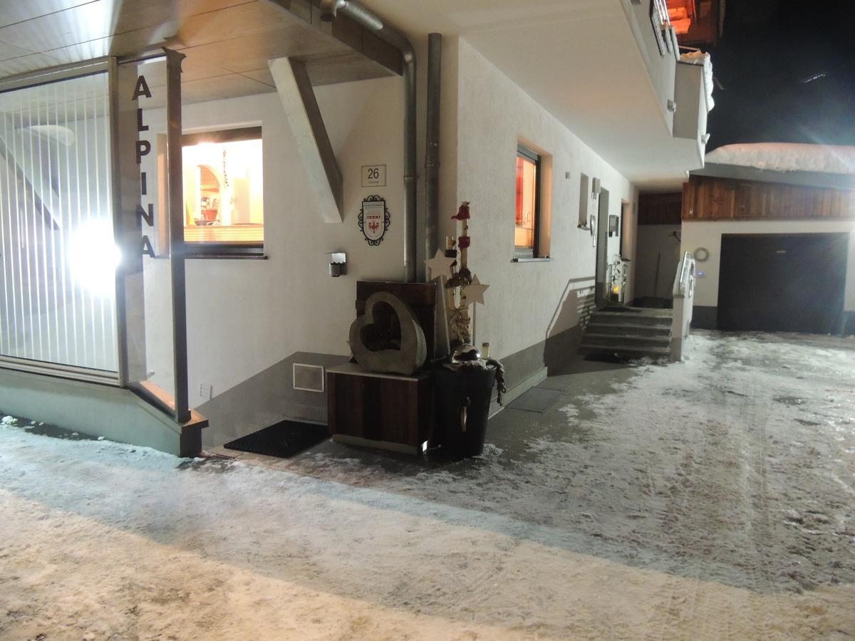 Gaestehaus Alpina Sankt Anton am Arlberg Exterior photo